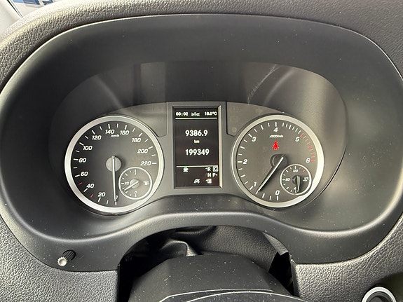 Mercedes-Benz Vito 119 12 of 27