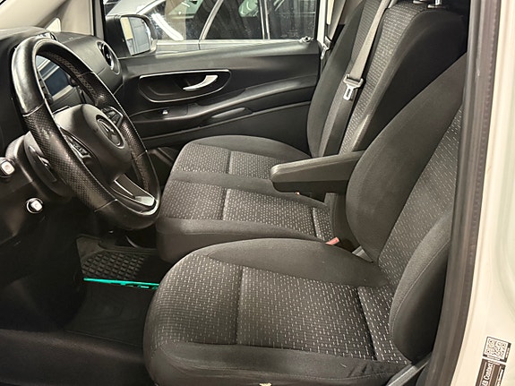Mercedes-Benz Vito 119 22 of 27