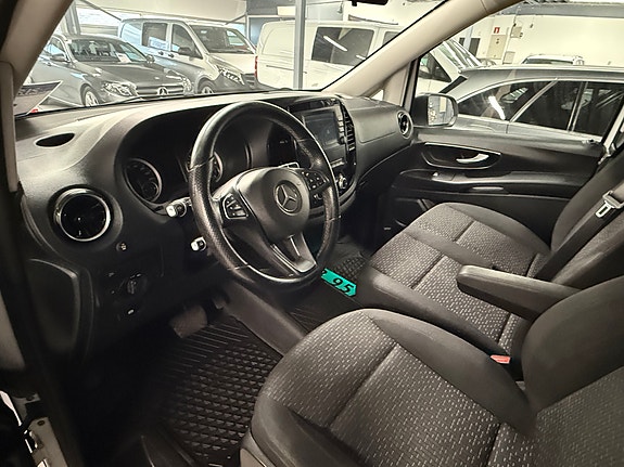 Mercedes-Benz Vito 119 26 of 27