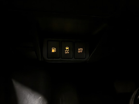 Toyota Avensis 25 of 25