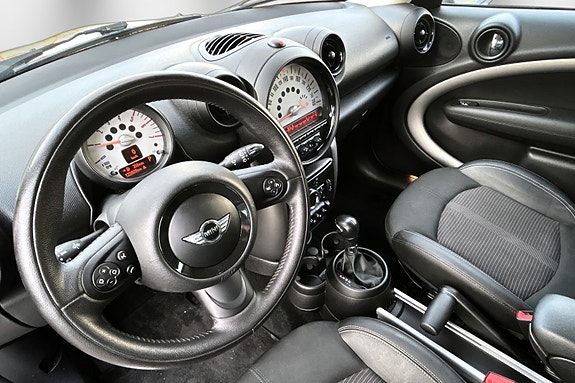 MINI Countryman Cooper 10 of 12