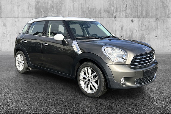 MINI Countryman Cooper 2 of 11