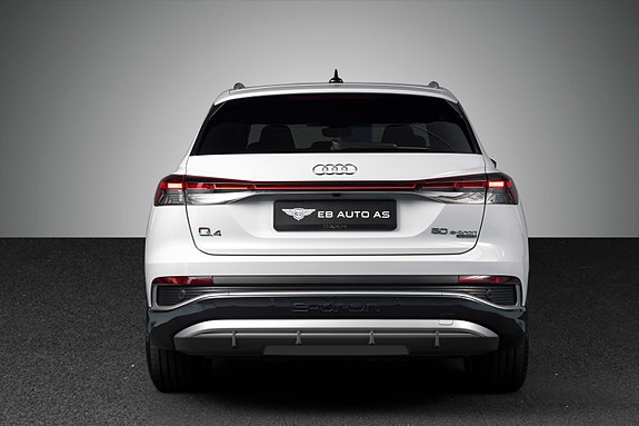 Audi Q4 e-tron 5 of 30