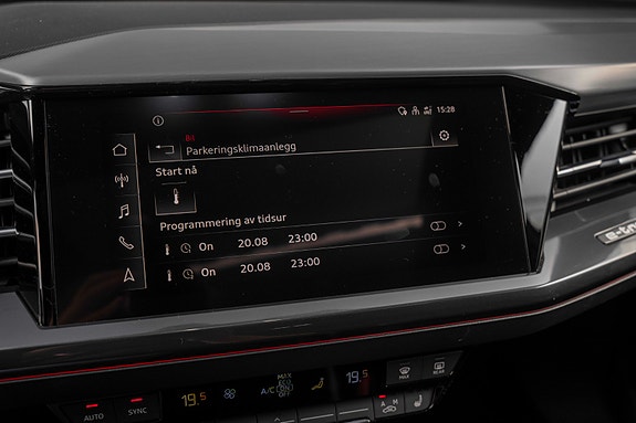 Audi Q4 e-tron 25 of 30