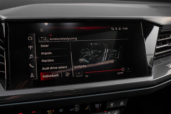 Audi Q4 e-tron 24 of 30