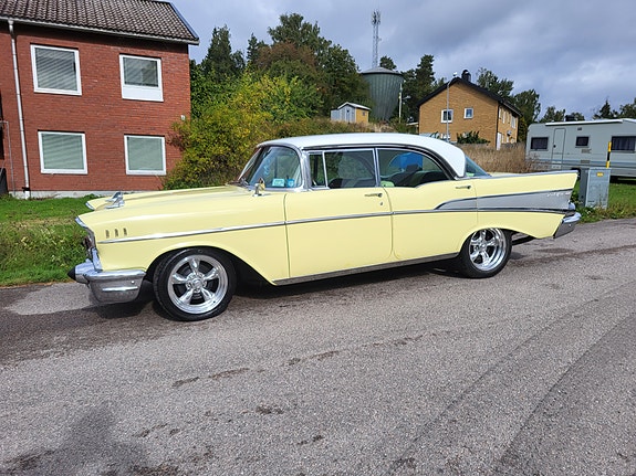 Chevrolet Bel Air 2 of 30
