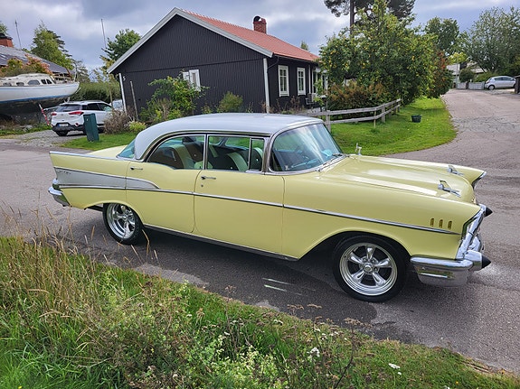 Chevrolet Bel Air 8 of 30