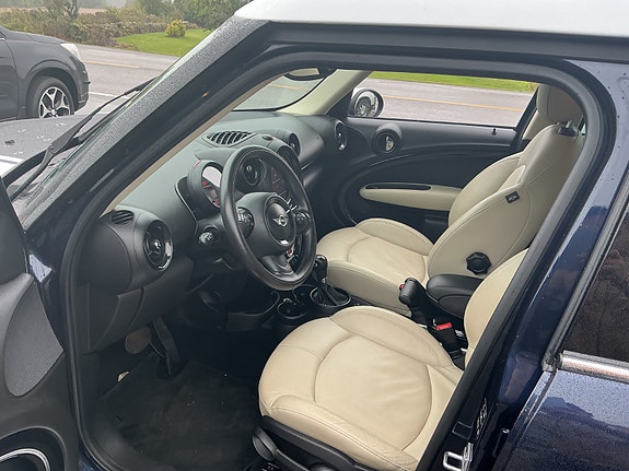MINI Cooper 11 of 22