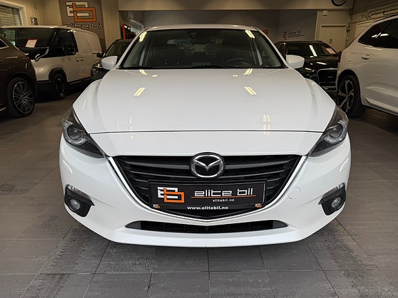 Mazda 3 2 of 26