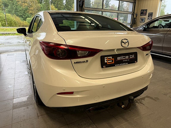 Mazda 3 5 of 26