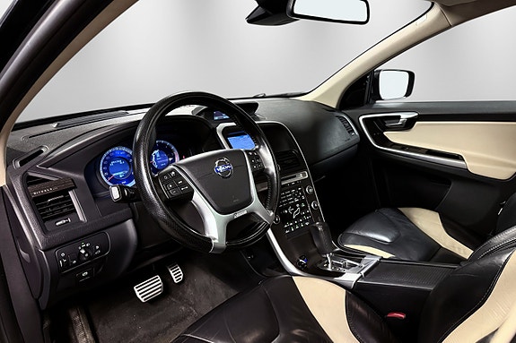 Volvo XC60 16 of 30