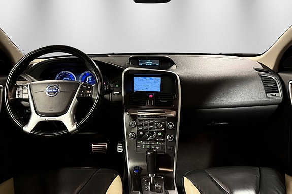 Volvo XC60 26 of 30