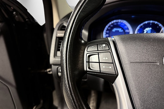 Volvo XC60 28 of 30
