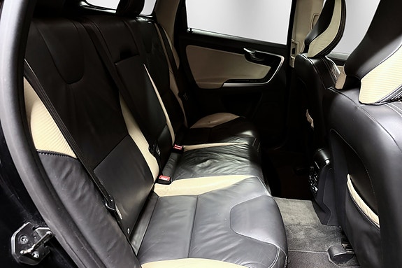 Volvo XC60 21 of 30