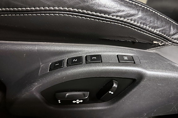 Volvo XC60 17 of 30