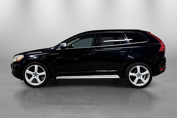 Volvo XC60 8 of 30