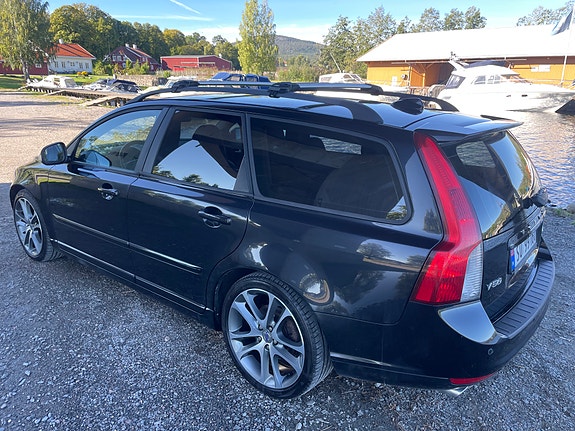 Volvo V50 3 of 25