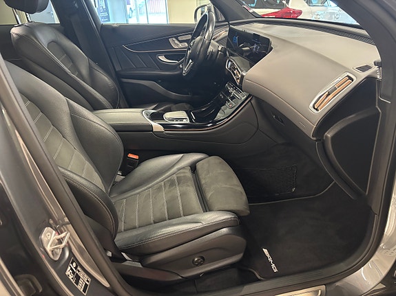 Mercedes-Benz EQC400 5 of 30