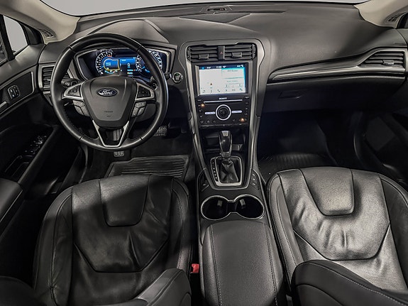 Ford Mondeo 15 of 30