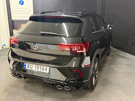 Volkswagen T-Roc 7 of 30