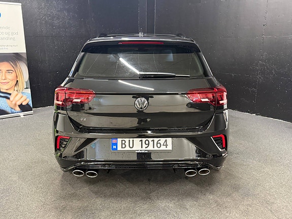 Volkswagen T-Roc 6 of 30
