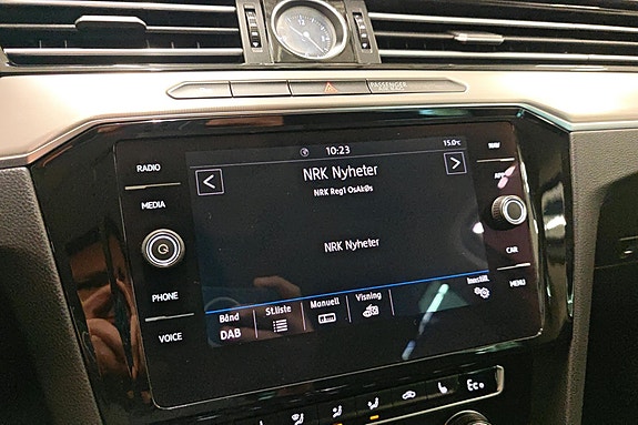 Volkswagen Passat 22 of 29