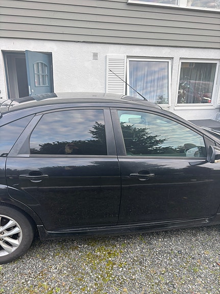 Ford Focus 6 of 12