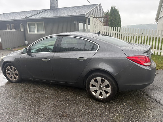 Opel Insignia 3 of 4