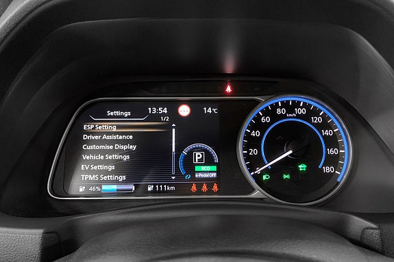 Nissan Leaf 9 of 14
