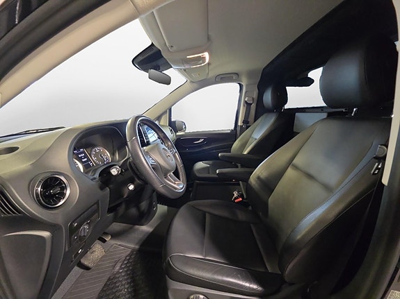 Mercedes-Benz Vito 119 18 of 30