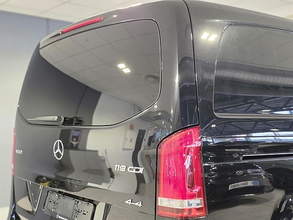 Mercedes-Benz Vito 119 12 of 30