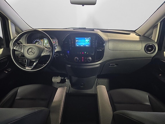 Mercedes-Benz Vito 119 21 of 30