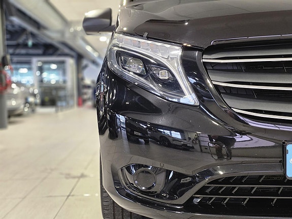 Mercedes-Benz Vito 119 2 of 30