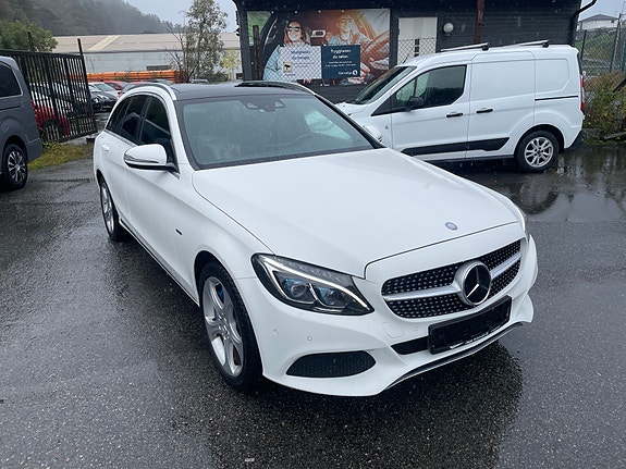 Mercedes-Benz C350 e 3 of 19