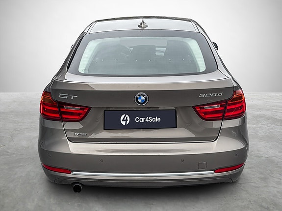 BMW 320d 4 of 23