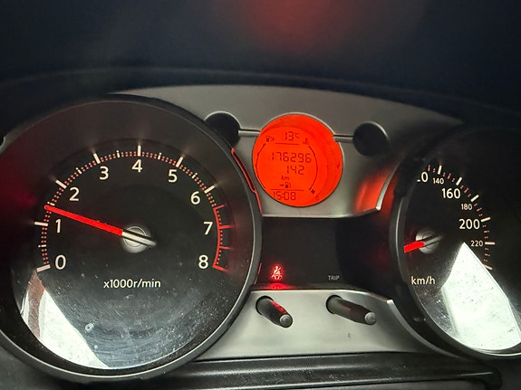 Nissan Qashqai 16 of 16
