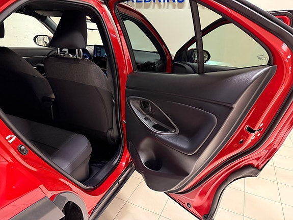 Toyota Yaris Cross 16 of 30