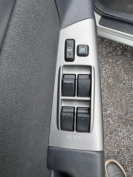 Toyota Corolla 14 of 30