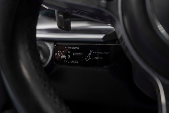 Porsche Panamera 21 of 30