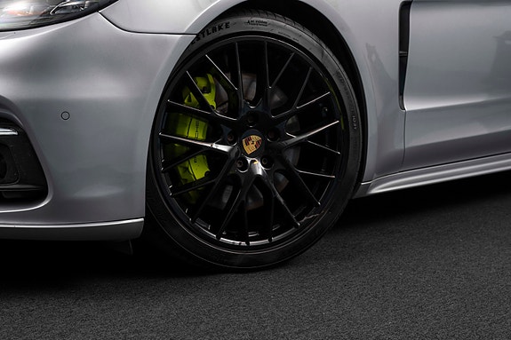Porsche Panamera 11 of 30