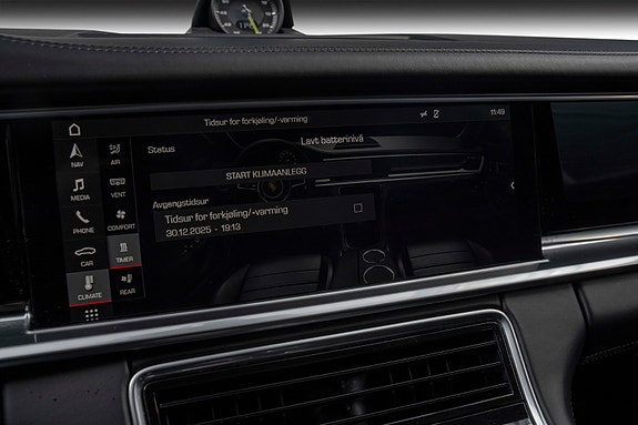 Porsche Panamera 26 of 30