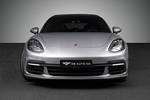 Porsche Panamera 4 of 30