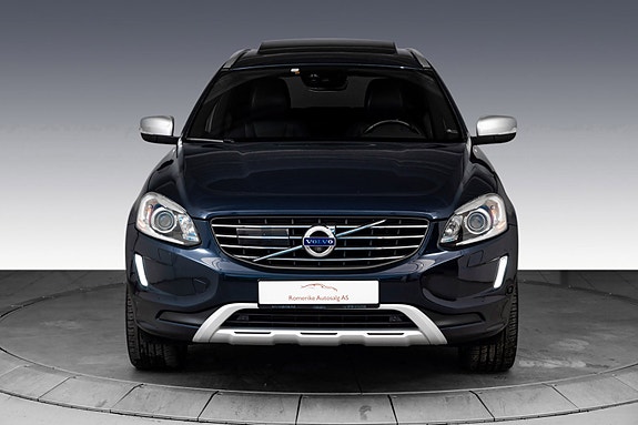 Volvo XC60 8 of 30