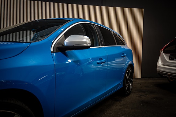 Volvo V60 3 of 24