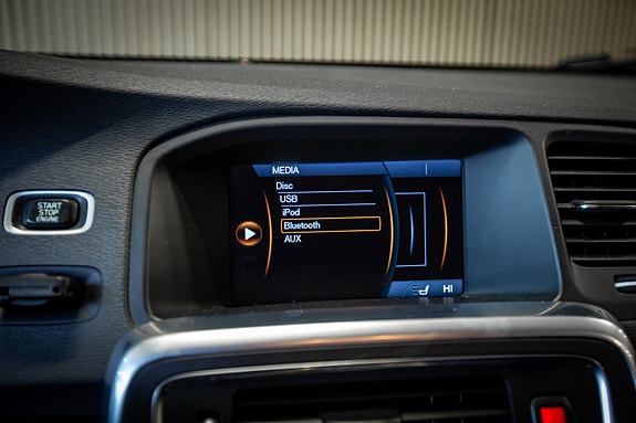 Volvo V60 22 of 24