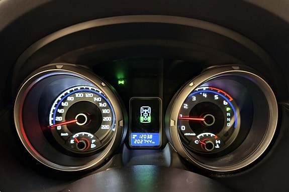 Mitsubishi Pajero 11 of 24