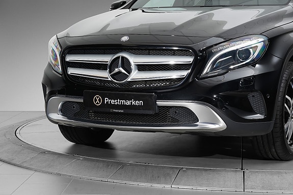 Mercedes-Benz GLA250 22 of 25