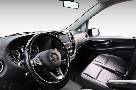 Mercedes-Benz Vito 12 of 19