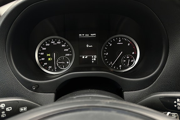Mercedes-Benz Vito 17 of 19