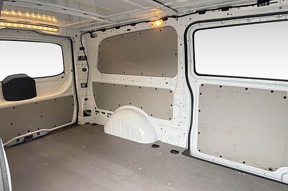 Mercedes-Benz Vito 9 of 19